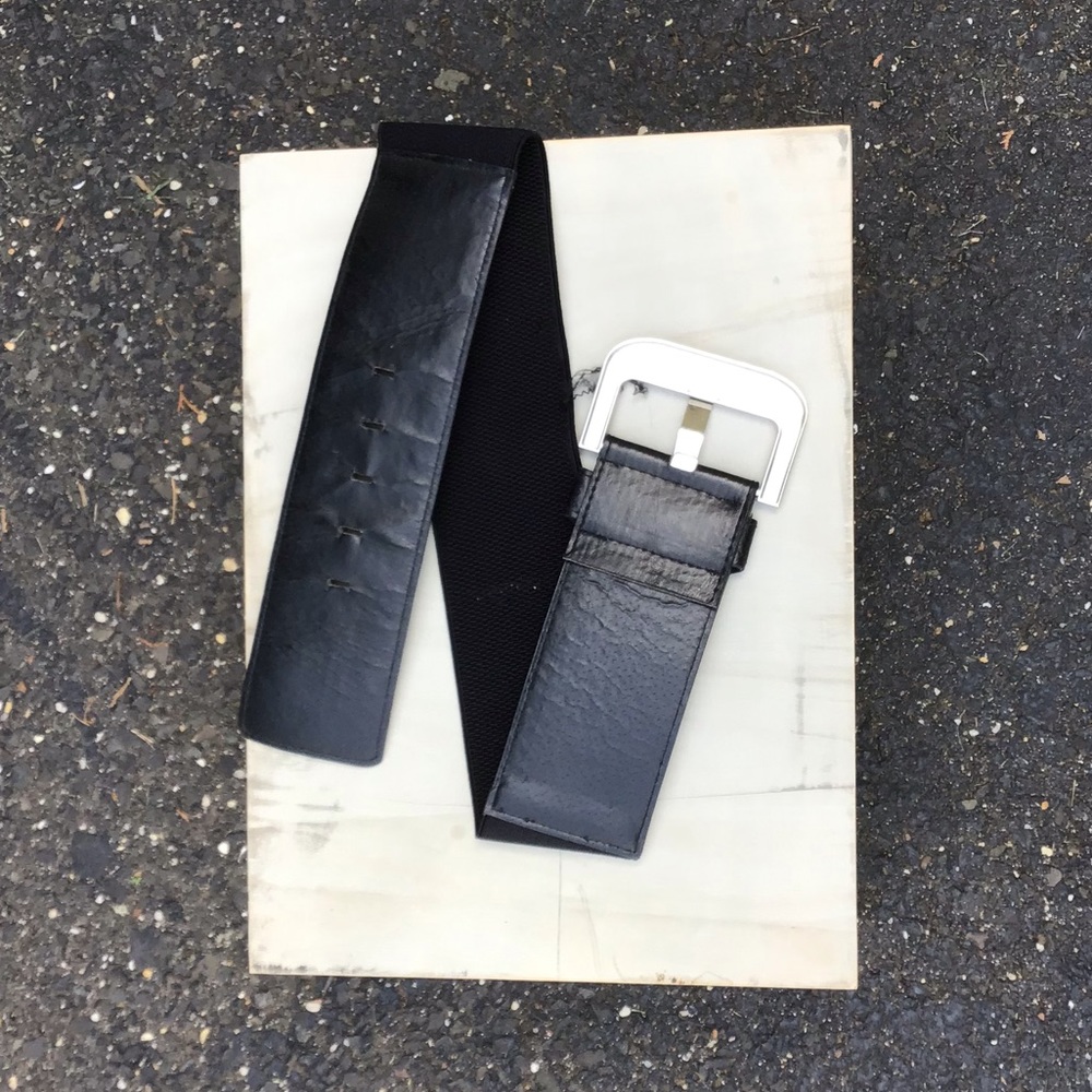 Thick black leather silver buckle belt OS